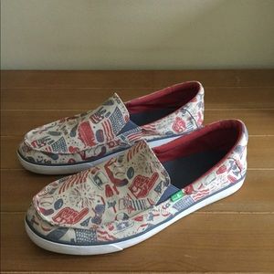 Sanuk Shoes 🇺🇸USA Colorway🇺🇸